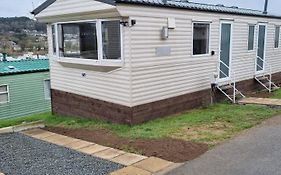Light And Airy 2 Bedroom Mobile Home