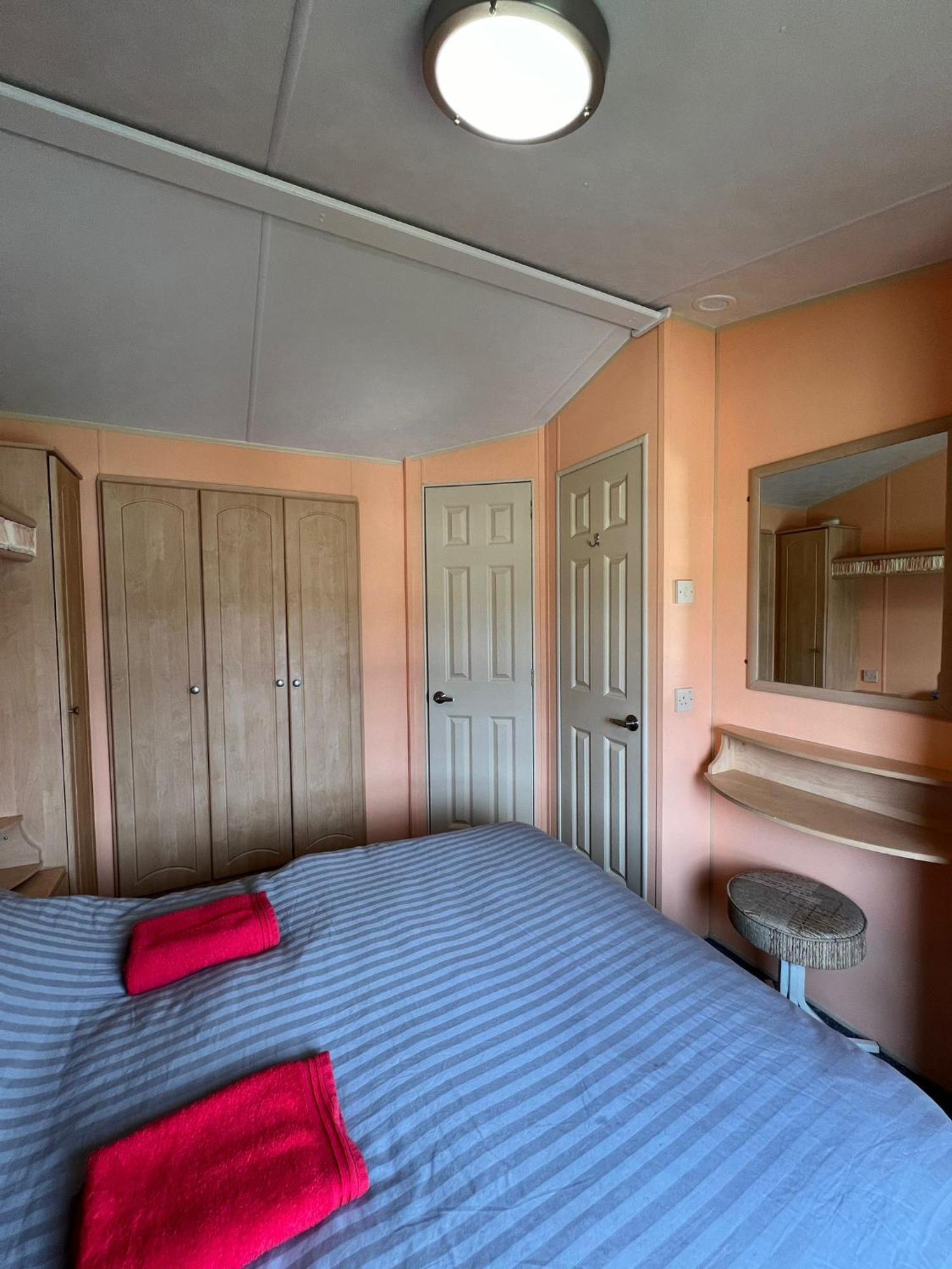 Light And Airy 2 Bedroom Mobile Home Aberystwyth Exterior photo