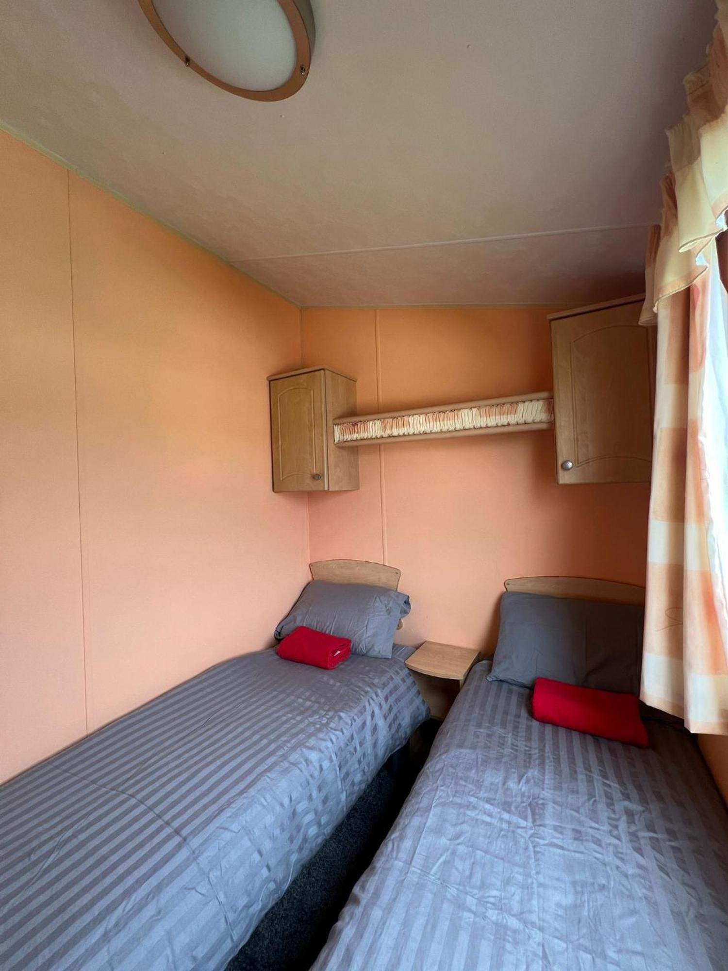 Light And Airy 2 Bedroom Mobile Home Aberystwyth Exterior photo